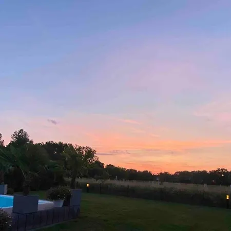 別荘 Pool Sauna Entspannung ラングスドルフ