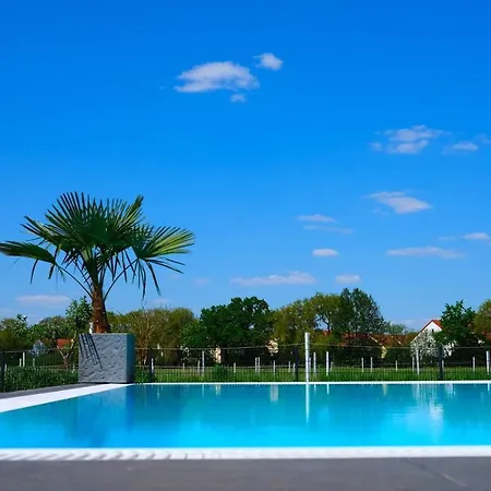 بيت للعطل Pool Sauna Entspannung *