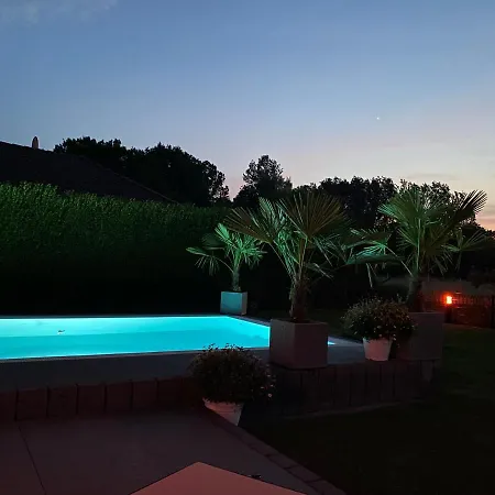 بيت للعطل Pool Sauna Entspannung