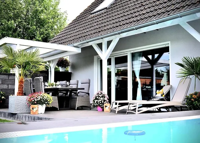 Pool Sauna Entspannung Semesterbostad Rangsdorf