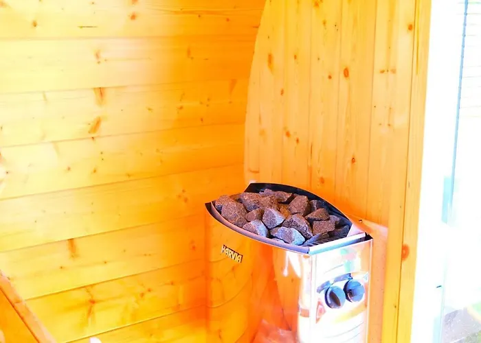 Semesterbostad Pool Sauna Entspannung *