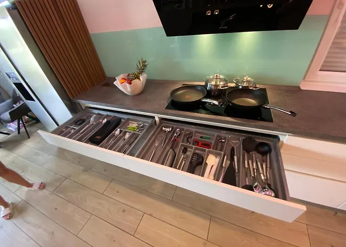 Semesterbostad Pool Sauna Entspannung